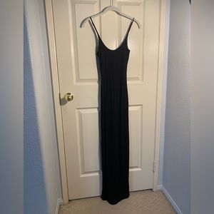 Fashion Nova Ajay Maxi dress in XS Black